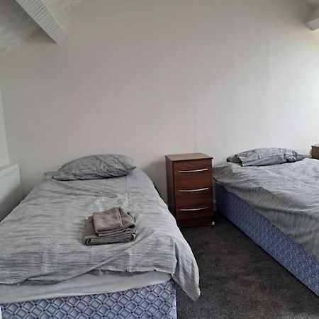 1 Bed Apart Dowlais Esterno foto