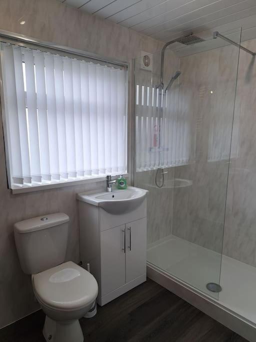 1 Bed Apart Dowlais Esterno foto
