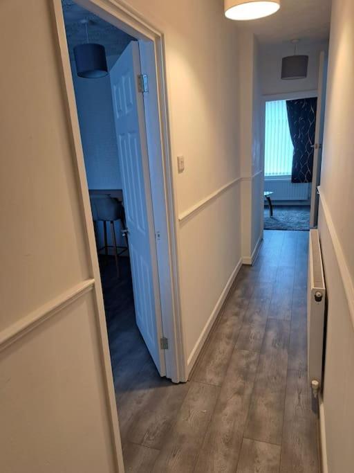 1 Bed Apart Dowlais Esterno foto